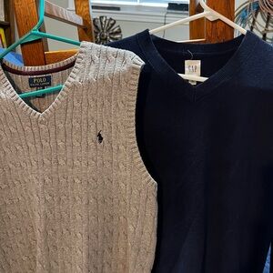 GAP Navy V-Neck Sweater